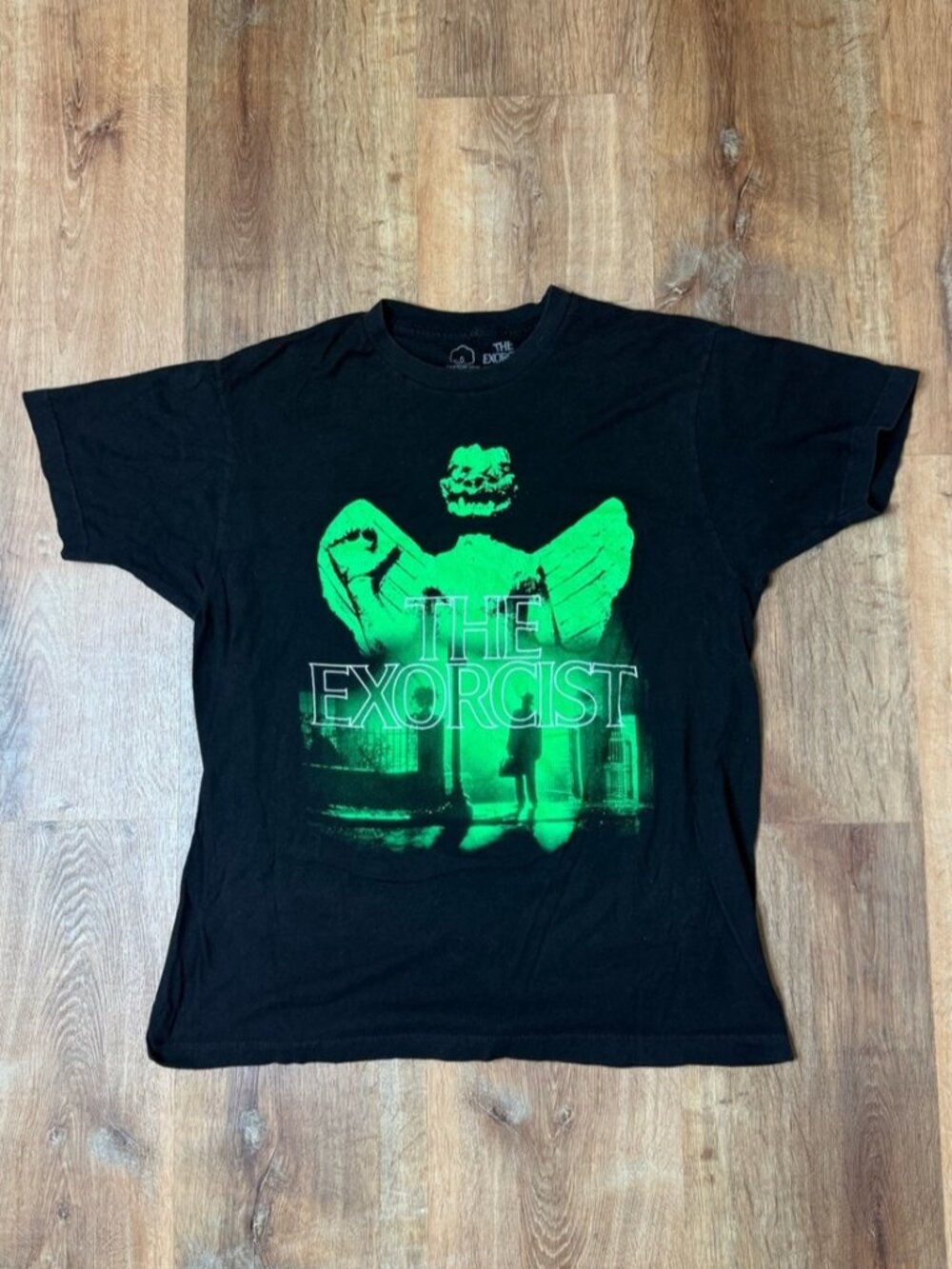 The Exorcist movie graphic tshirt L